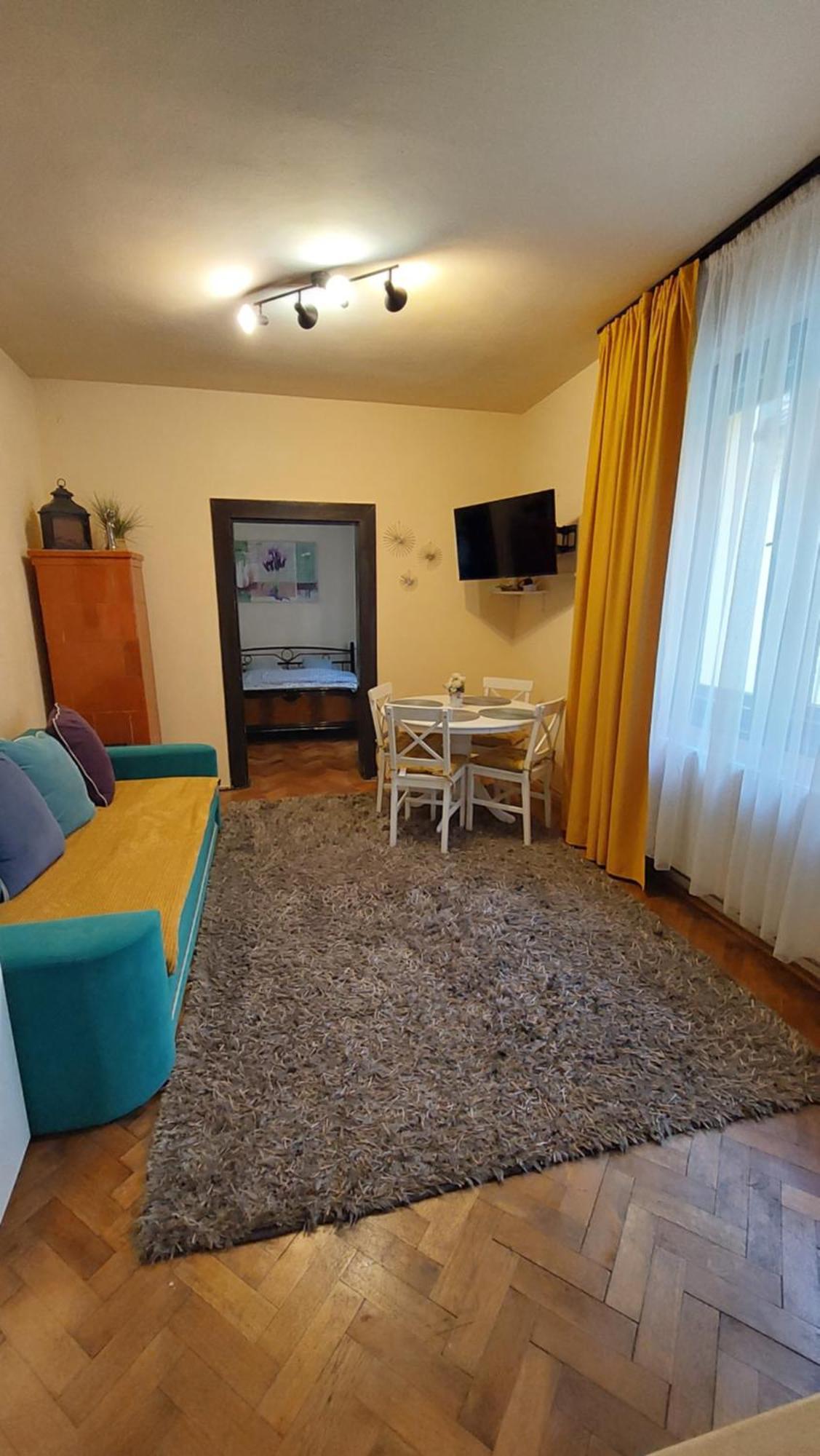 Saray Republicii Apartment